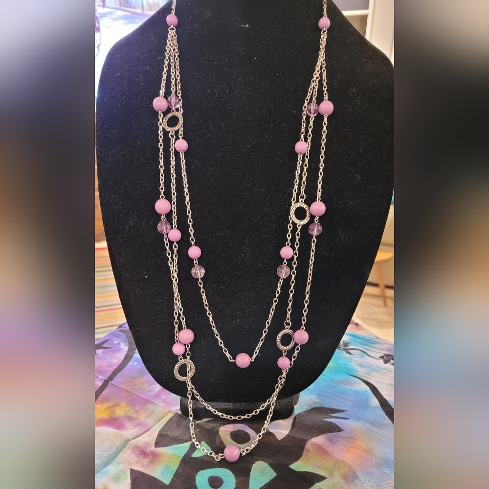 Paparazzi lavender bead and silver  necklace